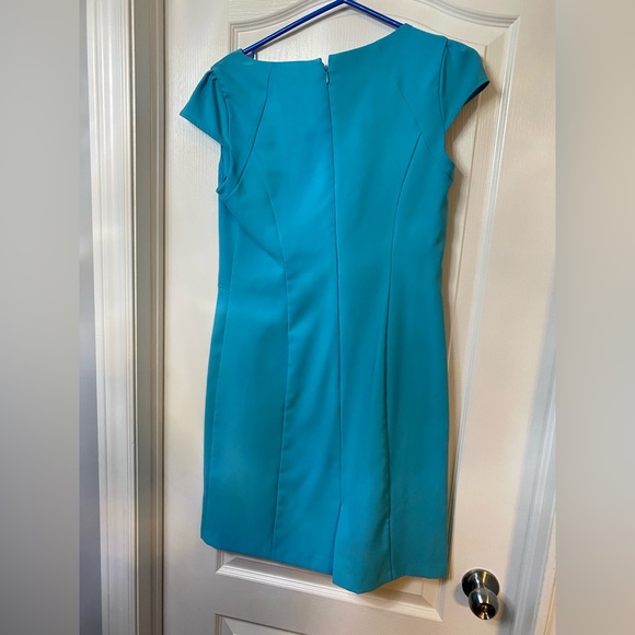 Turquoise blue cap sleeve dress worn only once! Size 6 - Picture 5 of 5